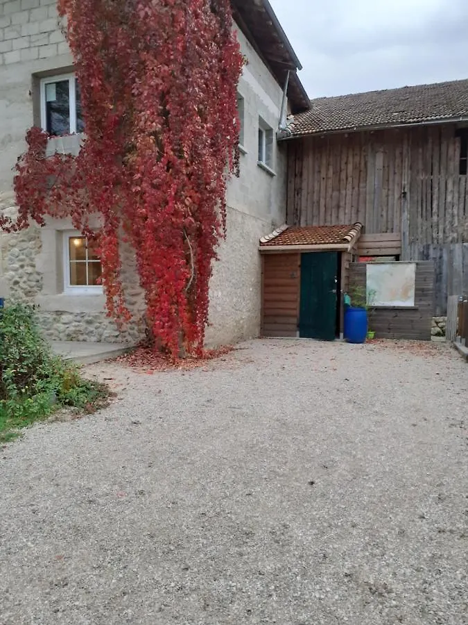 Okami Du Vercors Saint-Laurent-en-Royans France